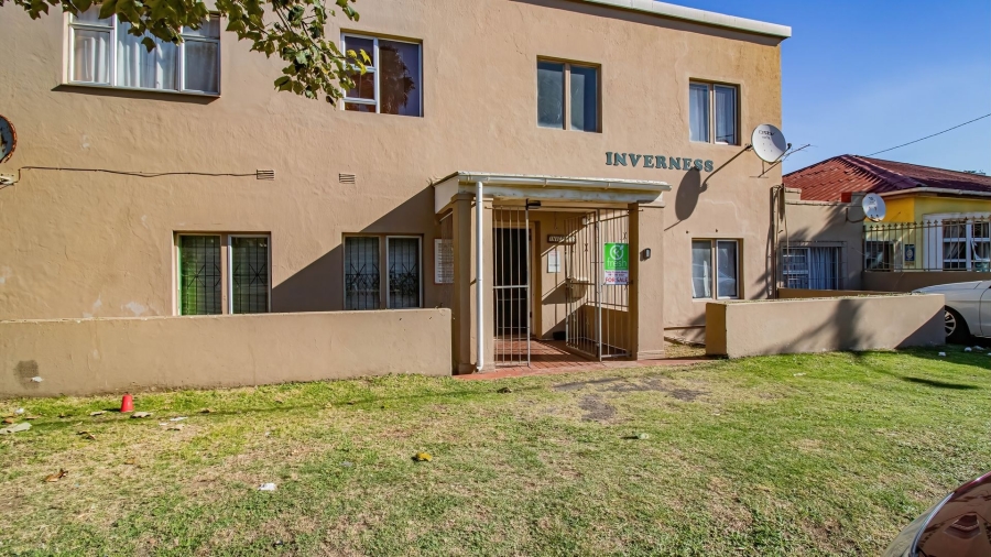 1 Bedroom Property for Sale in Quigney Eastern Cape